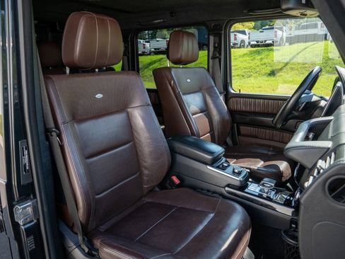Used 2015 Mercedes-Benz G 63 AMG 4MATIC image 54
