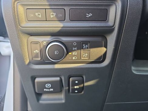 Used 2022 Ford F150 XLT w/ Equipment Group 302A High AWD/4WD image 25