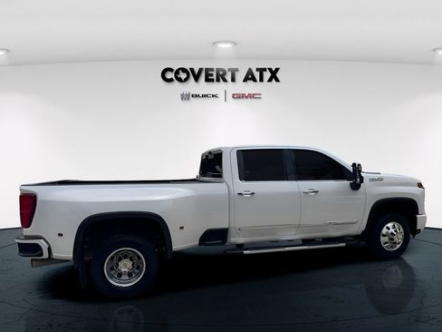 Used 2025 Chevrolet Silverado 3500 High Country w/ High Country Premium Package AWD/4WD image 6