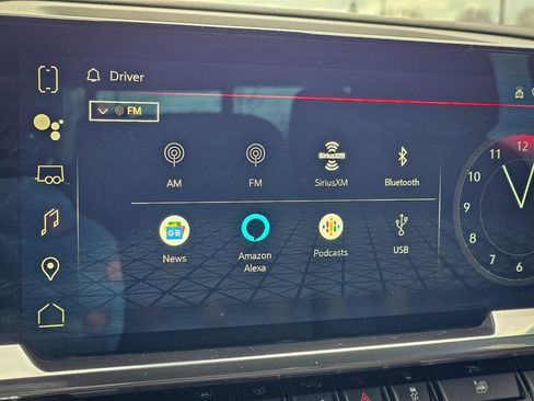 Certified 2024 GMC Sierra 1500 SLE w/ Preferred Package image 23