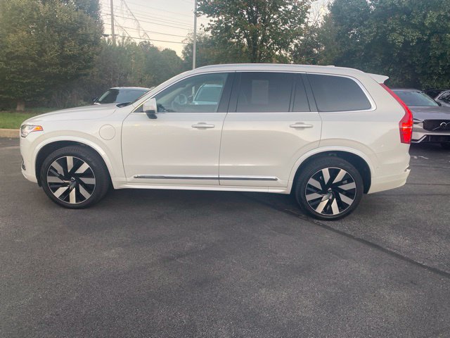 Used 2024 Volvo XC90 T8 Ultimate AWD/4WD image 8