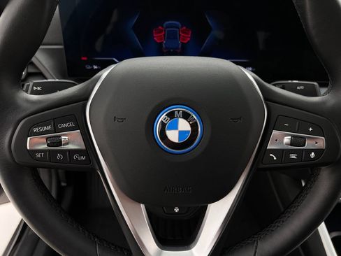 Used 2023 BMW i4 eDrive35 w/ Premium Package RWD image 15