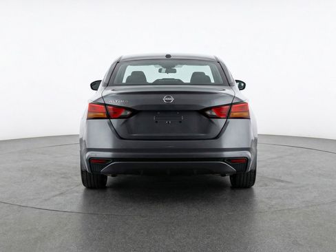 Used 2025 Nissan Altima 2.5 SV image 7