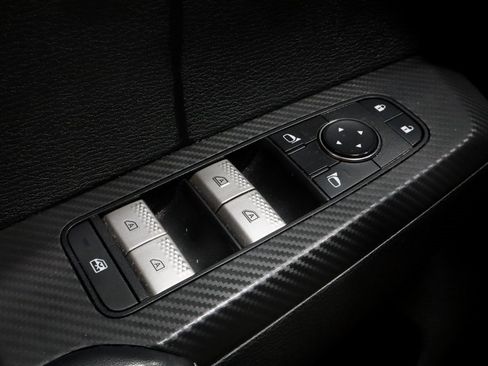 Used 2022 Mitsubishi Outlander SE image 24