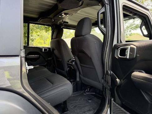 Used 2022 Jeep Wrangler Unlimited Sport AWD/4WD image 15