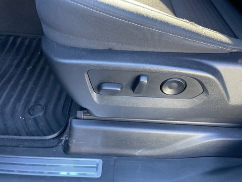 Used 2023 GMC Sierra 1500 Elevation image 21