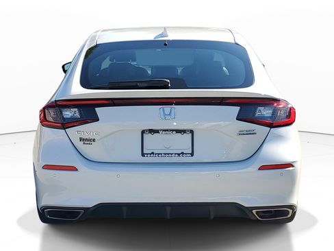 Certified 2023 Honda Civic Sport Touring image 5