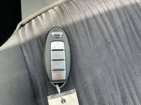 Used 2017 Nissan Sentra SV FWD image 22