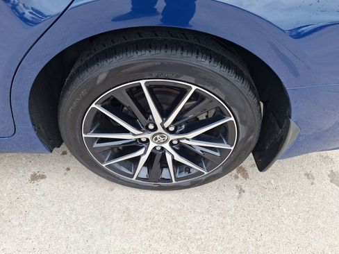 Used 2023 Toyota Camry SE image 11