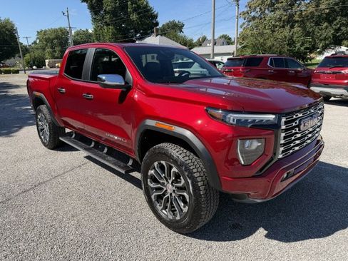 Used 2026 GMC Canyon Denali AWD/4WD image 7