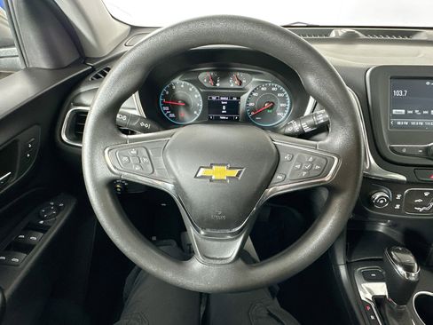 Used 2018 Chevrolet Equinox LT AWD/4WD image 11