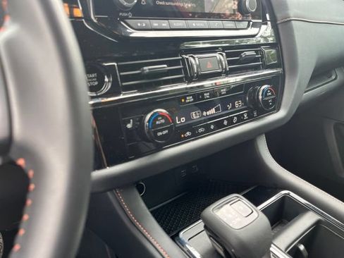 Used 2025 Nissan Pathfinder Rock Creek AWD/4WD image 25