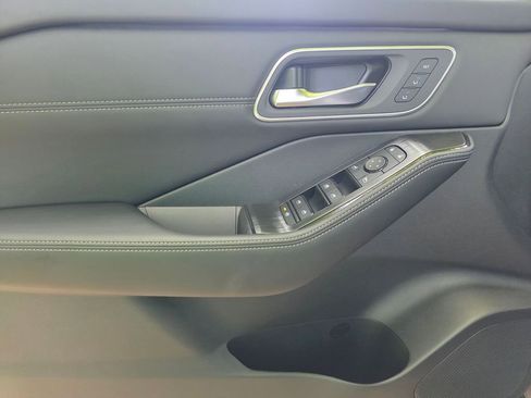 New 2026 Nissan Rogue Platinum AWD/4WD image 15