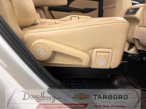 Used 2018 Toyota Highlander XLE FWD image 39