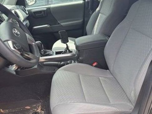 Used 2023 Toyota Tacoma SR5 RWD image 7