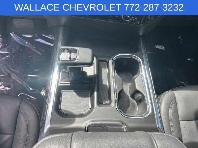 Used 2026 Chevrolet Silverado 1500 LT Trail Boss w/ LT Trail Boss Premium Package AWD/4WD image 18