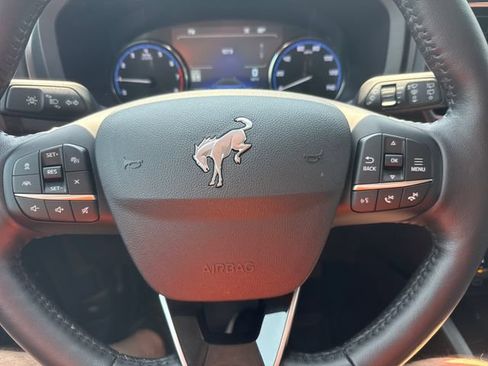 Certified 2023 Ford Bronco Sport Outer Banks w/ Tech Package AWD/4WD image 28