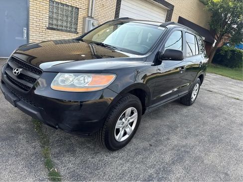 Used 2009 Hyundai Santa Fe GLS FWD image 1