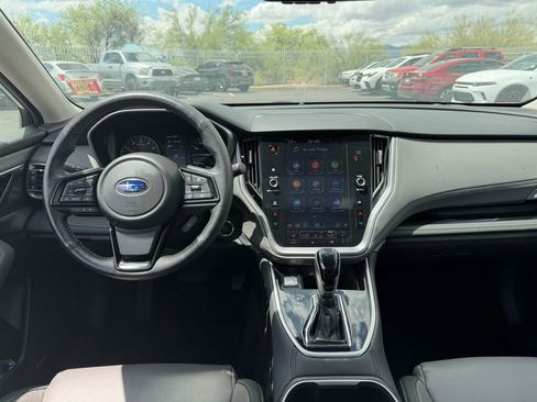 Used 2025 Subaru Outback Onyx Edition AWD/4WD image 6