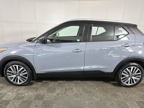 Used 2023 Nissan Kicks SV FWD image 7