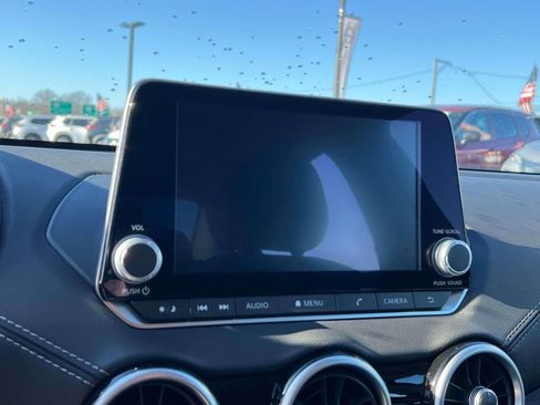 Certified 2025 Nissan Sentra SV image 26