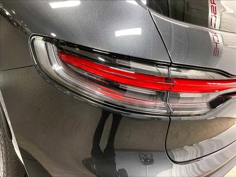 Used 2026 Porsche Macan S image 37