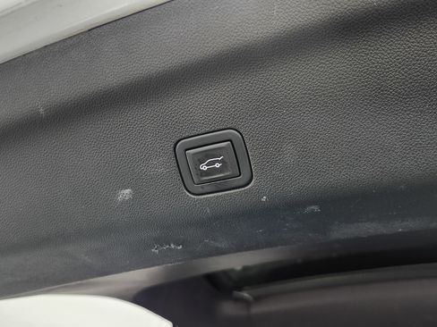 Used 2024 Chevrolet Tahoe LT image 24