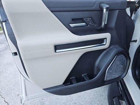 New 2026 GMC Hummer EV SUV image 19