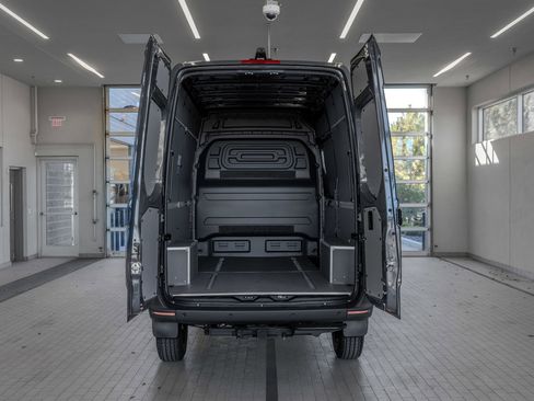 New 2025 Mercedes-Benz Sprinter 2500 image 16