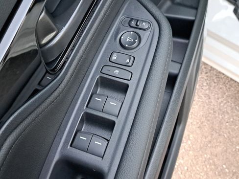 New 2026 Honda Odyssey Touring image 22