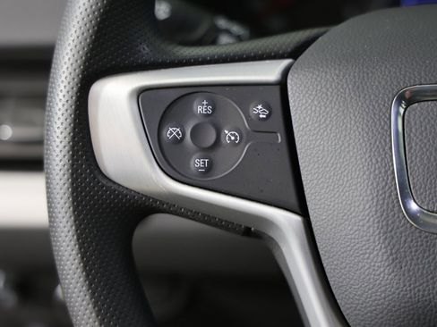 Used 2023 GMC Terrain SLE image 13