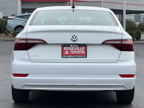 Used 2020 Volkswagen Jetta S image 8