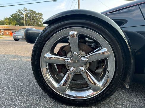 Used 2000 Plymouth Prowler image 37