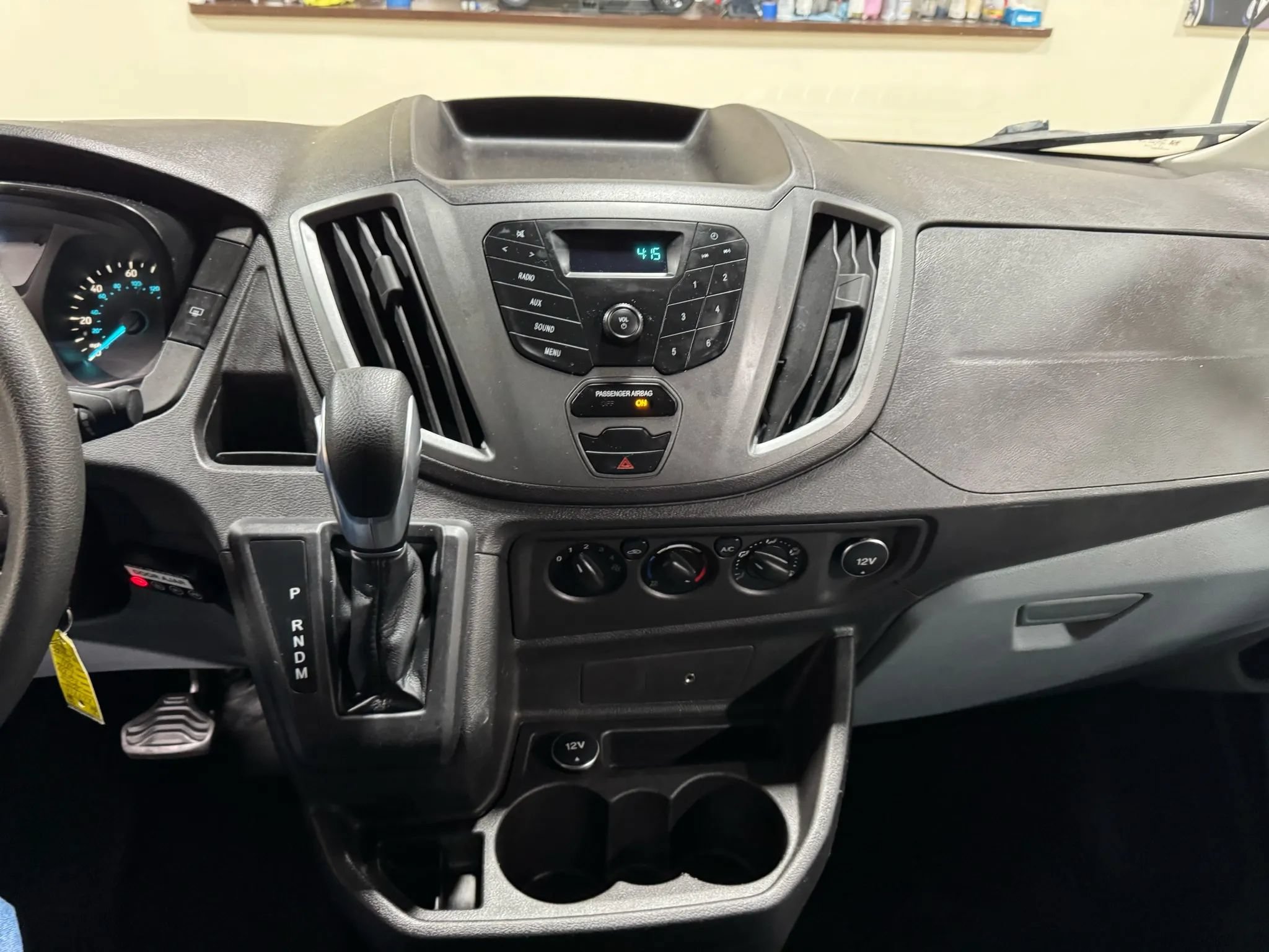 Used 2015 Ford Transit 350 148 Medium Roof RWD image 40