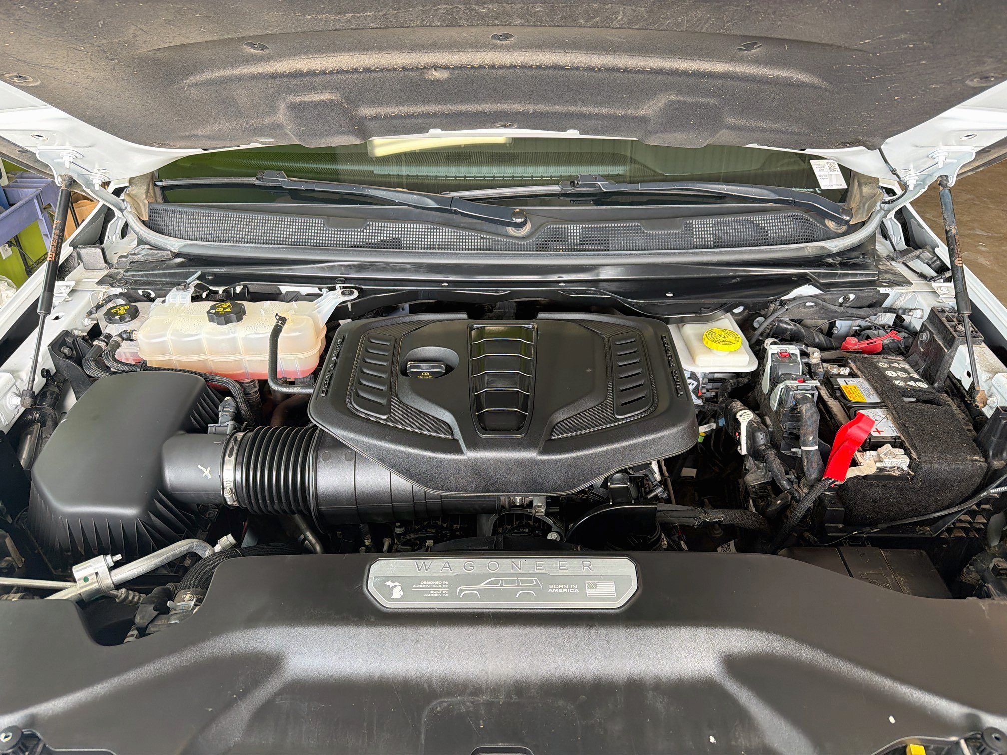 Used 2025 Jeep Wagoneer Series II AWD/4WD image 35