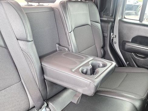 Used 2023 Jeep Gladiator Sport AWD/4WD image 27