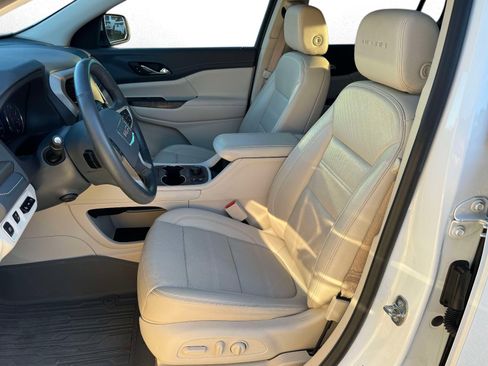 Used 2023 GMC Acadia Denali w/ Denali Technology Package image 22