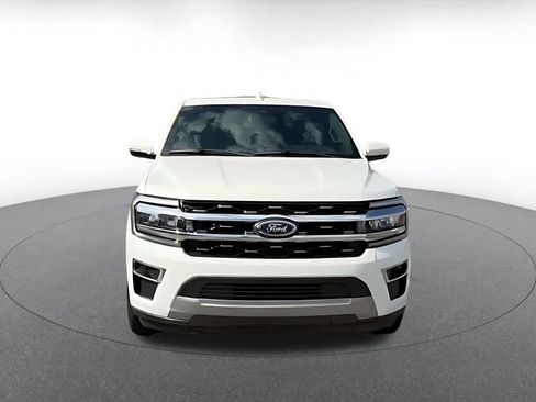 Used 2024 Ford Expedition Limited RWD image 4