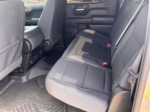 Used 2025 Chevrolet Silverado 1500 Custom Trail Boss AWD/4WD image 25