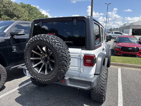 Used 2020 Jeep Wrangler Unlimited Sport S AWD/4WD image 15