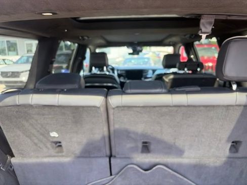 Used 2023 Jeep Grand Wagoneer Series II AWD/4WD image 7