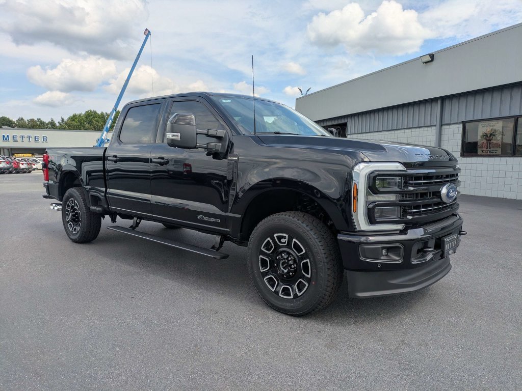 New 2026 Ford F250 Platinum w/ FX4 Off-Road Package AWD/4WD image 24