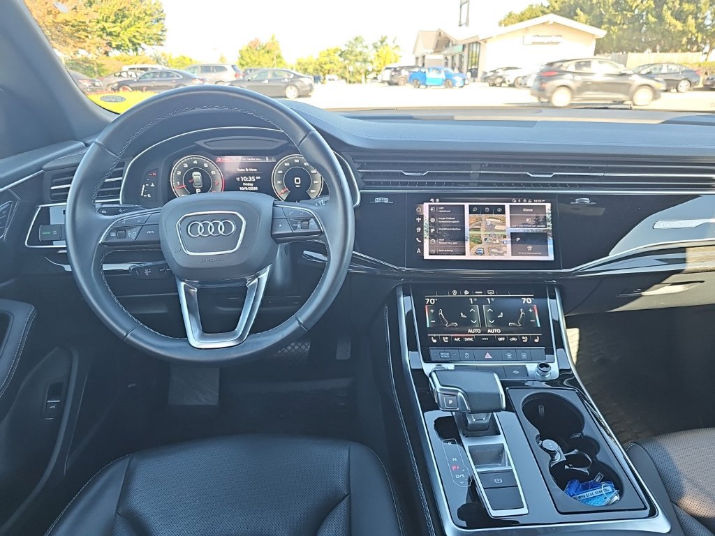 Used 2025 Audi Q8 Premium Plus w/ Premium Plus Package AWD/4WD image 2