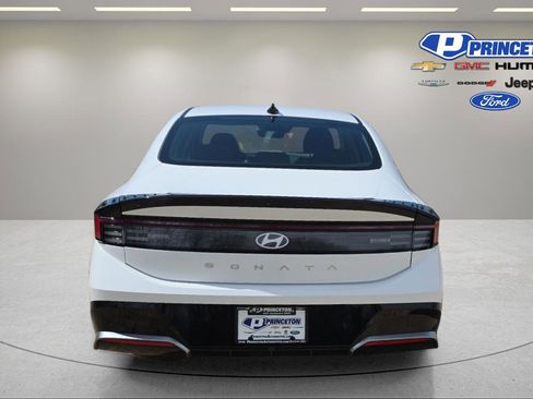 Used 2024 Hyundai Sonata SEL FWD image 6