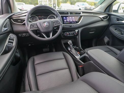 Certified 2022 Buick Encore GX Essence w/ Experience Buick Package image 16
