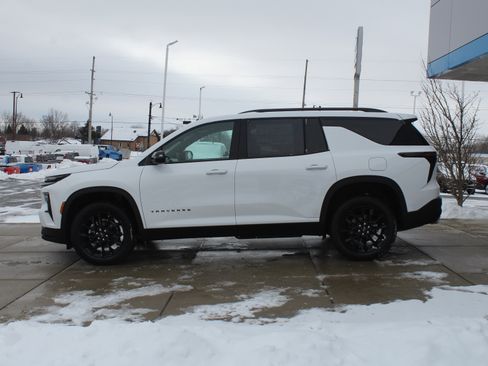 New 2026 Chevrolet Traverse LT w/ Midnight/Sport Edition image 6