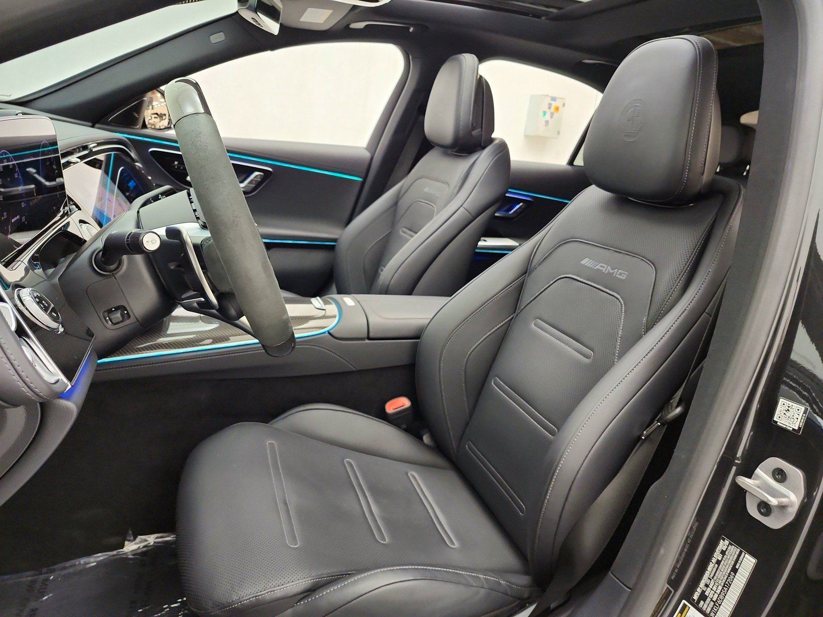 Used 2025 Mercedes-Benz E 53 AMG e 4MATIC Sedan image 15