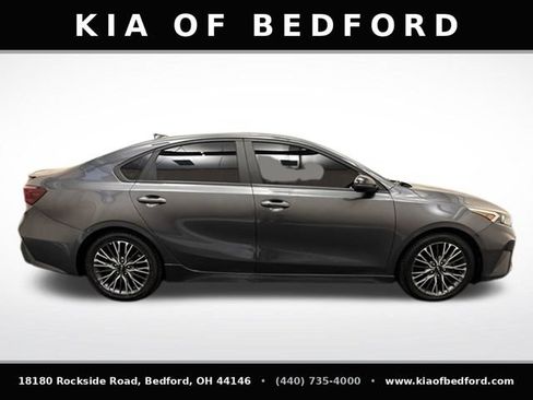 Used 2023 Kia Forte GT-Line w/ GT-Line Premium Package FWD image 4