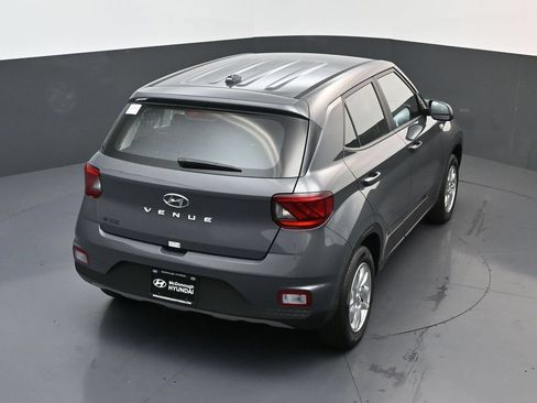 Certified 2026 Hyundai Venue SE FWD image 16