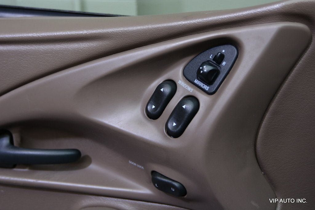 Used 1994 Mercury Cougar XR7 RWD image 31